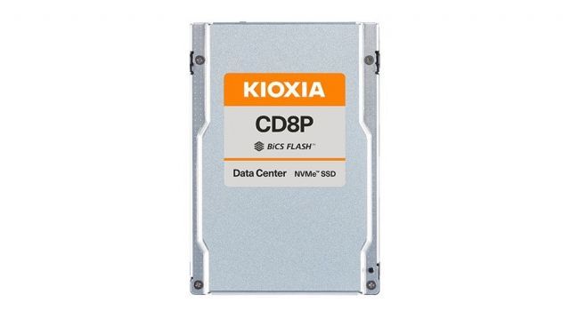 KCD8XPUG3T84 3.84TB CD8P-R NVME 1200 PCI-5.0 SSD